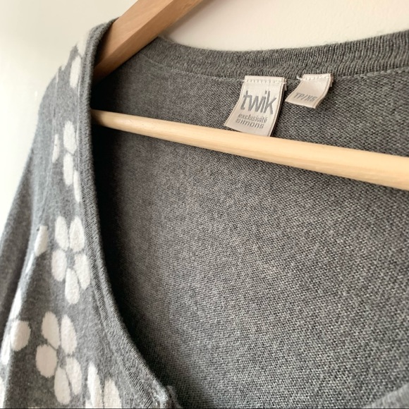 Costal Grandma Cardigan - Picture 5 of 9